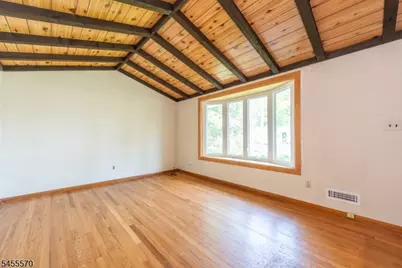 8 John St, Lincoln Park, NJ 07035 - Photo 6