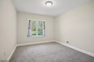 15 McGregor Ave, Mount Arlington, NJ 07856 - Photo 12