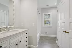 15 McGregor Ave, Mount Arlington, NJ 07856 - Photo 10