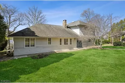 15 McGregor Ave, Mount Arlington, NJ 07856 - Photo 4