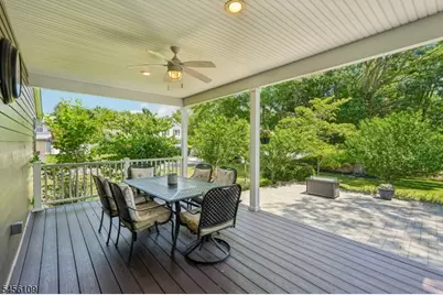 23 Chicopee Dr, Wayne, NJ 07470 - Photo 8