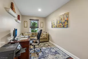 23 Chicopee Dr, Wayne, NJ 07470 - Photo 18