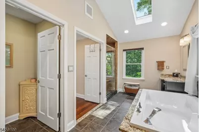 23 Chicopee Dr, Wayne, NJ 07470 - Photo 16