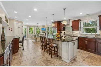 23 Chicopee Dr, Wayne, NJ 07470 - Photo 36