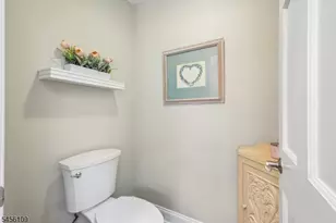 23 Chicopee Dr, Wayne, NJ 07470 - Photo 30