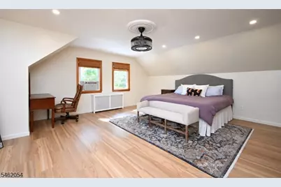 186 Macdonald Dr, Wayne, NJ 07470 - Photo 18