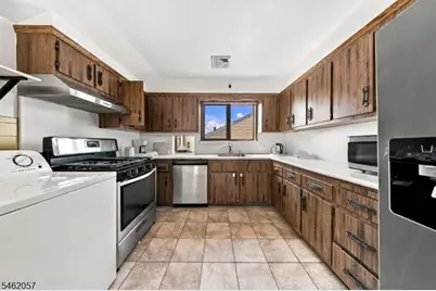 172 Union Ave #2, Belleville, NJ 07109 - Photo 6