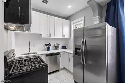 153 Danforth Ave #2, Jersey City, NJ 07305 - Photo 2