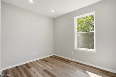 31 Watson St, Paterson, NJ 07522 - Photo 10