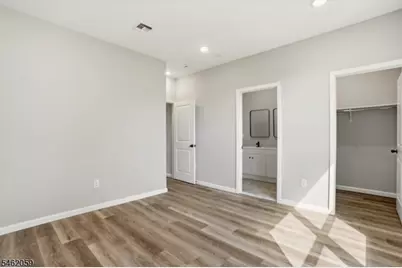 31 Watson St, Paterson, NJ 07522 - Photo 6