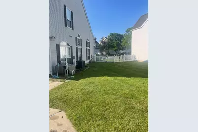 24 Cartier Dr, Franklin Township, NJ 08823 - Photo 14