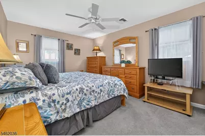 810 Lynwood Street, Raritan, NJ 08869 - Photo 22