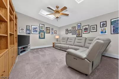810 Lynwood Street, Raritan, NJ 08869 - Photo 12