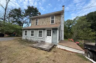 17 Musconetcong River Rd, Lebanon Township, NJ 08827 - Photo 2