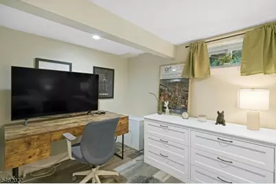 2 Tuers Pl, Montclair, NJ 07043 - Photo 24