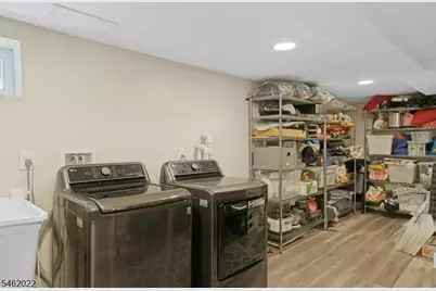 2 Tuers Pl, Montclair, NJ 07043 - Photo 26