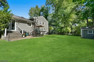 2 Tuers Pl, Montclair, NJ 07043 - Photo 30