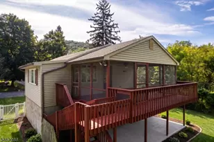 10 Pine Dr, Liberty Township, NJ 07823 - Photo 34