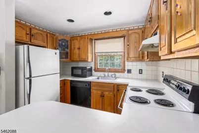 10 Pine Dr, Liberty Township, NJ 07823 - Photo 20