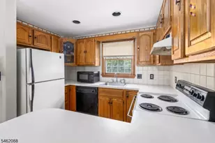 10 Pine Dr, Liberty Township, NJ 07823 - Photo 20