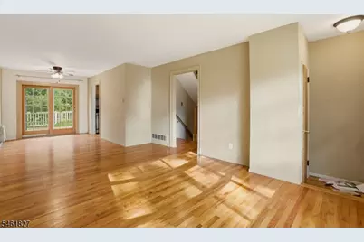 107 Severin Ct, Cranford Township, NJ 07016 - Photo 12