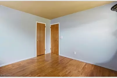 107 Severin Ct, Cranford Township, NJ 07016 - Photo 8
