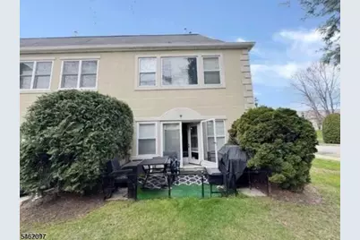 8619 Brittany Dr, Wayne, NJ 07470 - Photo 10