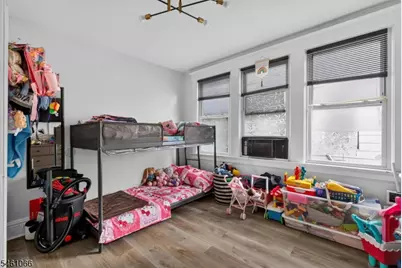 62 Wilson Pl, Irvington, NJ 07111 - Photo 10