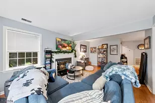 342 Potomac Dr, Bernards Township, NJ 07920 - Photo 4