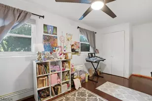 10 Rosemere Ave, West Caldwell, NJ 07006 - Photo 16