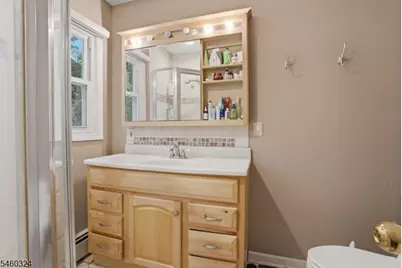 10 Rosemere Ave, West Caldwell, NJ 07006 - Photo 10