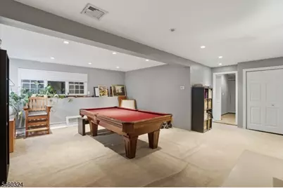 10 Rosemere Ave, West Caldwell, NJ 07006 - Photo 18