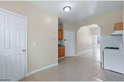5 Monroe St #4, Passaic, NJ 07055 - Photo 6