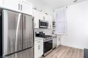 189 Dayton Ave, Passaic, NJ 07055 - Photo 6