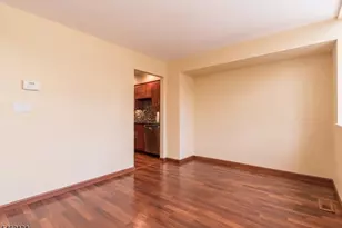 86 Bayberry Dr, Franklin Township, NJ 08873 - Photo 1