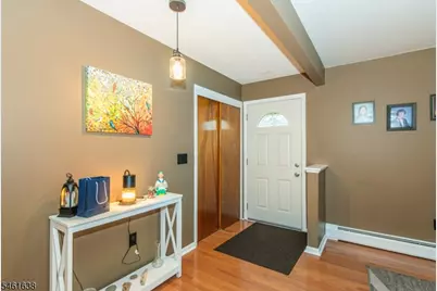 29 Thistle Ave, Vernon Twp., NJ 07418 - Photo 8