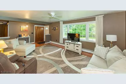 29 Thistle Ave, Vernon Twp., NJ 07418 - Photo 6