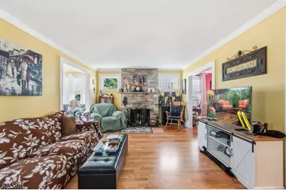 62 Kirk St, West Orange Township, NJ 07052 - Photo 8