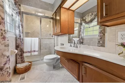34 Hughes Rd, Franklin Township, NJ 08873 - Photo 24