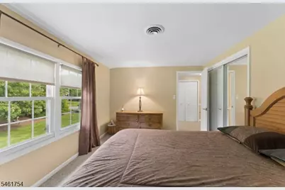 34 Hughes Rd, Franklin Township, NJ 08873 - Photo 30