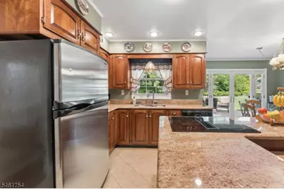 34 Hughes Rd, Franklin Township, NJ 08873 - Photo 16