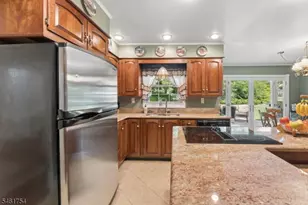 34 Hughes Rd, Franklin Township, NJ 08873 - Photo 16