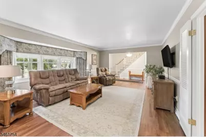 34 Hughes Rd, Franklin Township, NJ 08873 - Photo 12