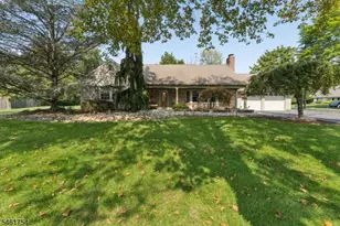 34 Hughes Rd, Franklin Township, NJ 08873 - Photo 6