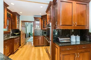 174 Highland Ave, Montclair, NJ 07042 - Photo 20