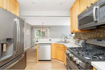 102 Connelly Ave, Mount Olive, NJ 07828 - Photo 12