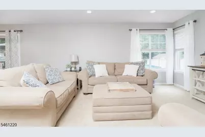 102 Connelly Ave, Mount Olive, NJ 07828 - Photo 8
