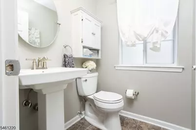 102 Connelly Ave, Mount Olive, NJ 07828 - Photo 16