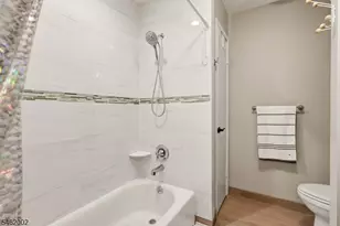 11 Vreeland Ct, Sayreville Boro, NJ 08872 - Photo 16