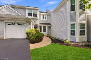 11 Vreeland Ct, Sayreville, NJ 08872 - Photo 1